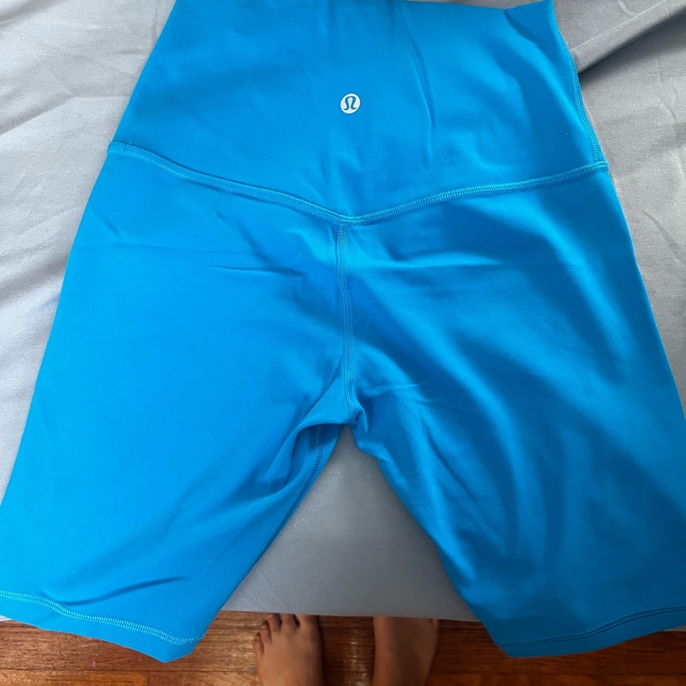 Lululemon 8in align shorts. Blue